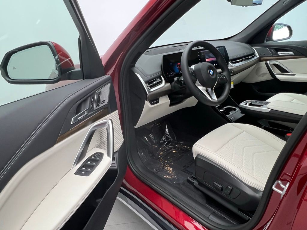 Thumbnail: 2026 BMW X1 - 21