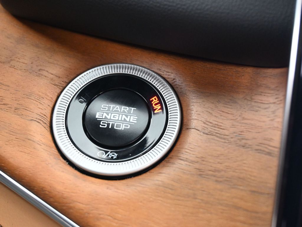 New 2025 Bright White Clearcoat Jeep Summit image 37