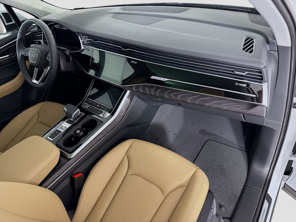 Thumbnail: 2026 Audi Q7 - 19