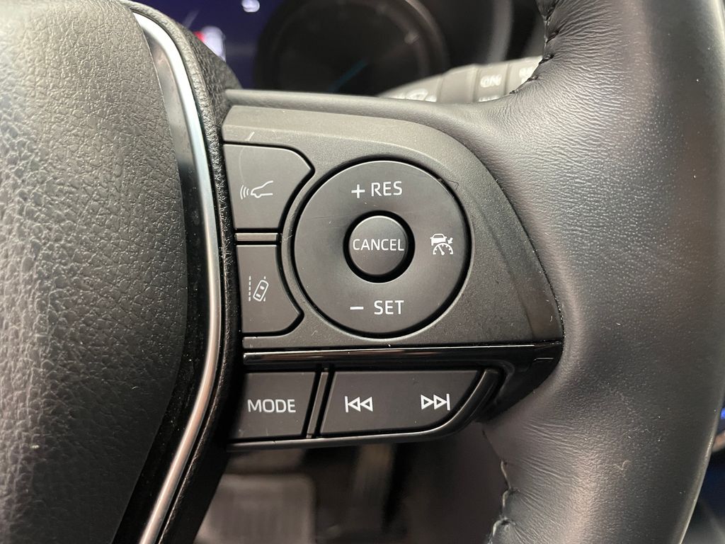 2021 Toyota Venza Limited 23