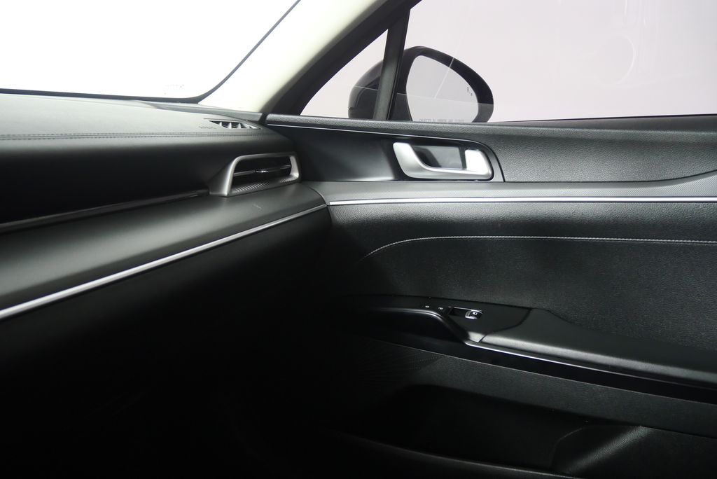 Thumbnail: 2021 Kia K5 - 26