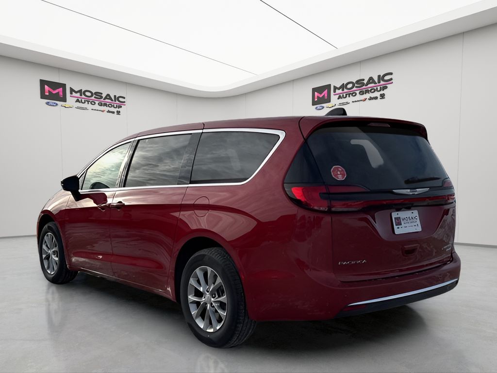 2026 Chrysler Pacifica