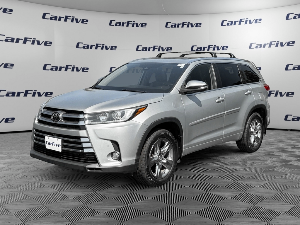 Celestial Silver Metallic 2018 Toyota Highlander SUV / Crossover All-Wheel Drive 8-Speed Automatic