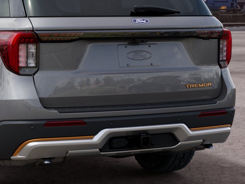 New 2027 Carbonized Gray Metallic Ford Tremor® image 23