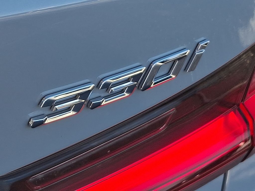 Thumbnail: 2023 BMW 3 Series - 31