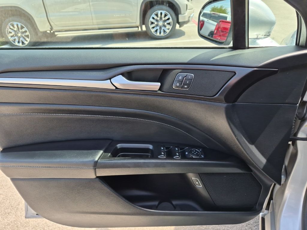 Used Car 2019 Ford Fusion Hybrid  Titanium For Sale Under $20,000 In Austin, Texas