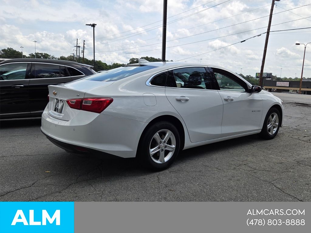 Used 2024 White Chevrolet LT image 12