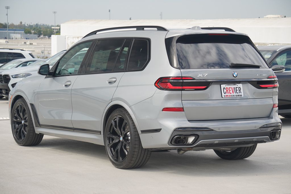 Thumbnail: 2026 BMW X7 - 7