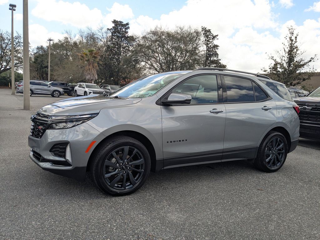 View vehicle photo 7