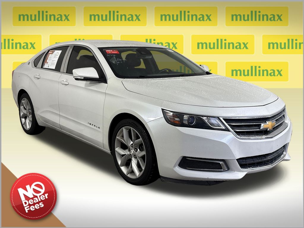 White (Iridescent Pearl Tricoat) 2017 Chevrolet Impala LT FWD Sedan Front-Wheel Drive 6-Speed Automatic Overdrive