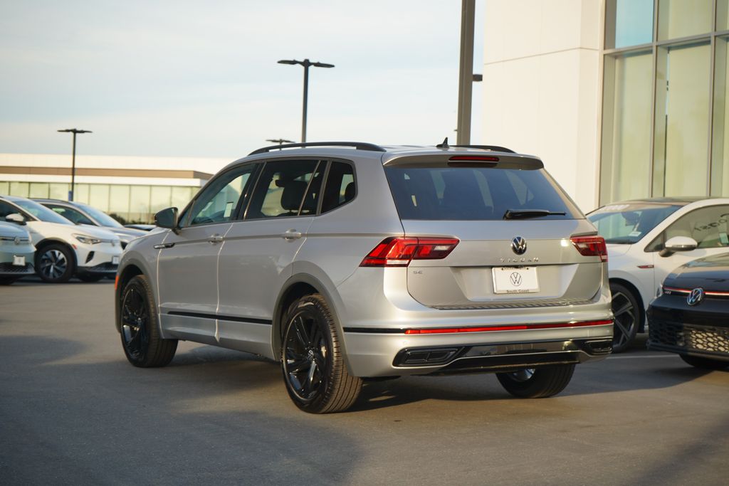 2024 Volkswagen Tiguan 2.0T SE R-Line Black 3