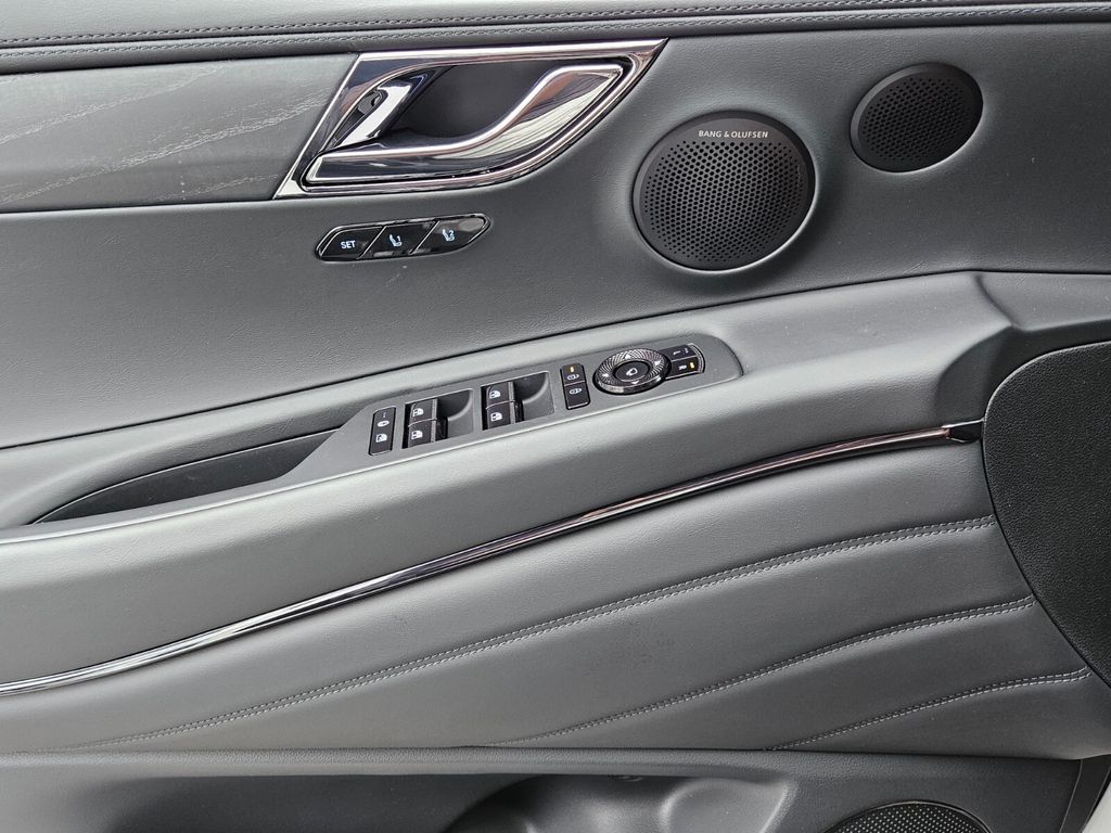 2026 GENESIS GV80 Coupe E-SC Prestige Black - Photo 32