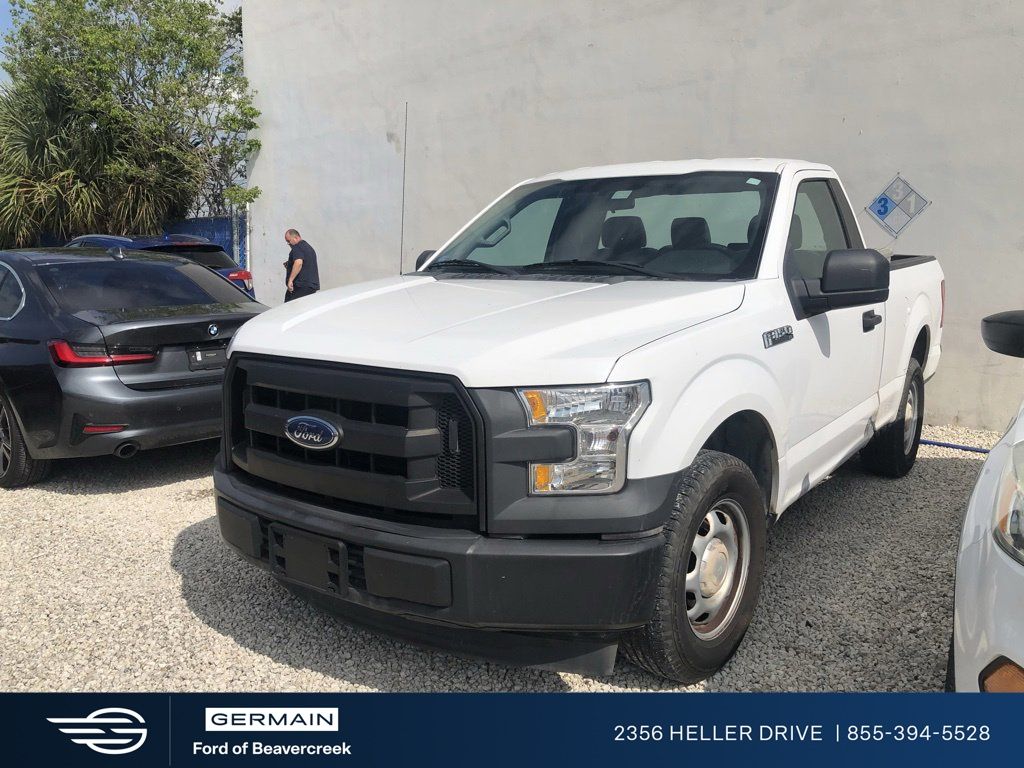 Oxford White 2017 Ford F-150 XL Pickup Truck 4X2 6-Speed Automatic