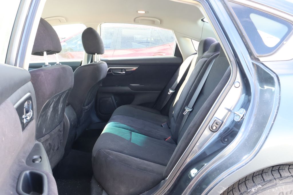 Thumbnail: 2013 Nissan Altima - 25