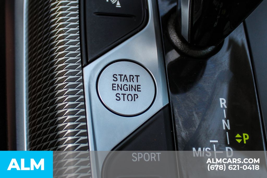 Used 2021 White BMW M340i image 29