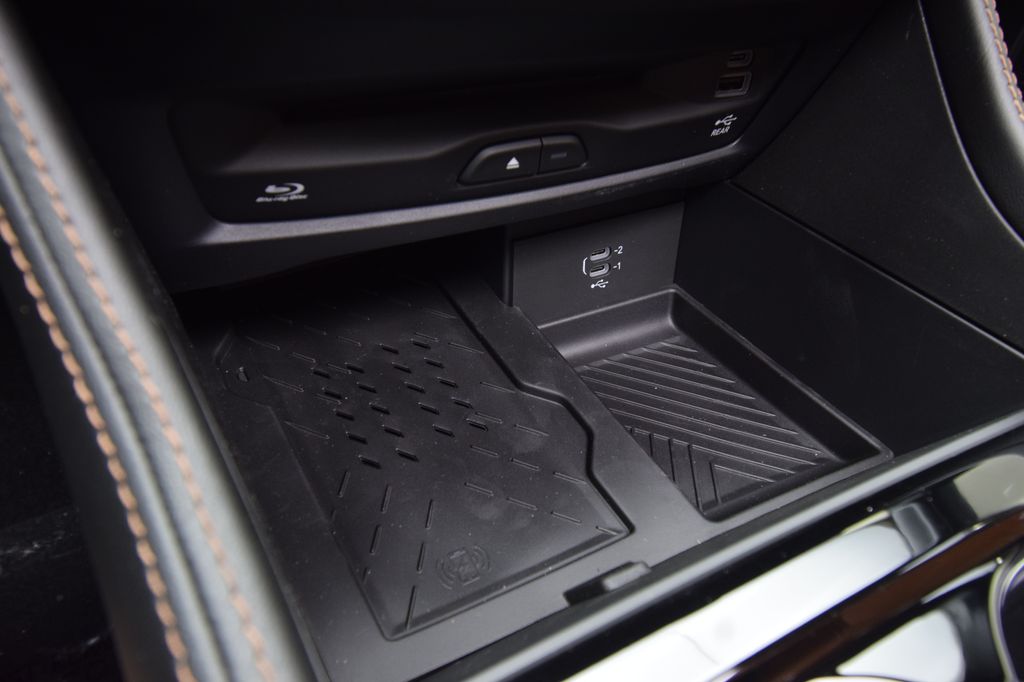 new 2026 Chrysler Pacifica car, priced at $53,853