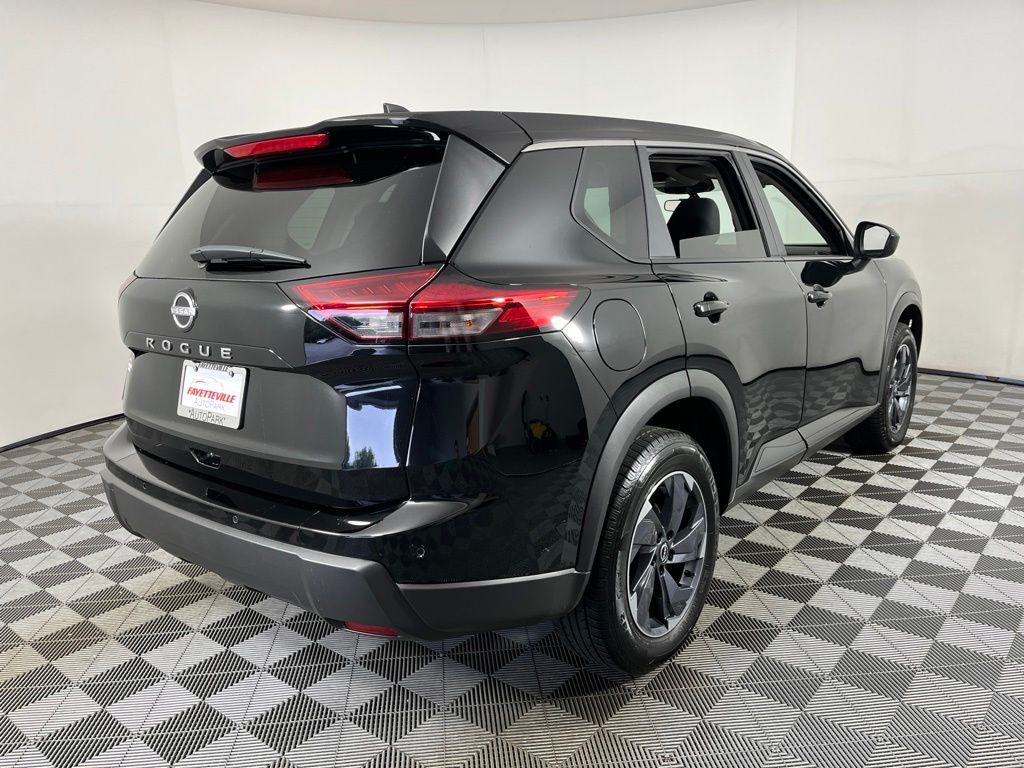 Thumbnail: 2025 Nissan Rogue - 16