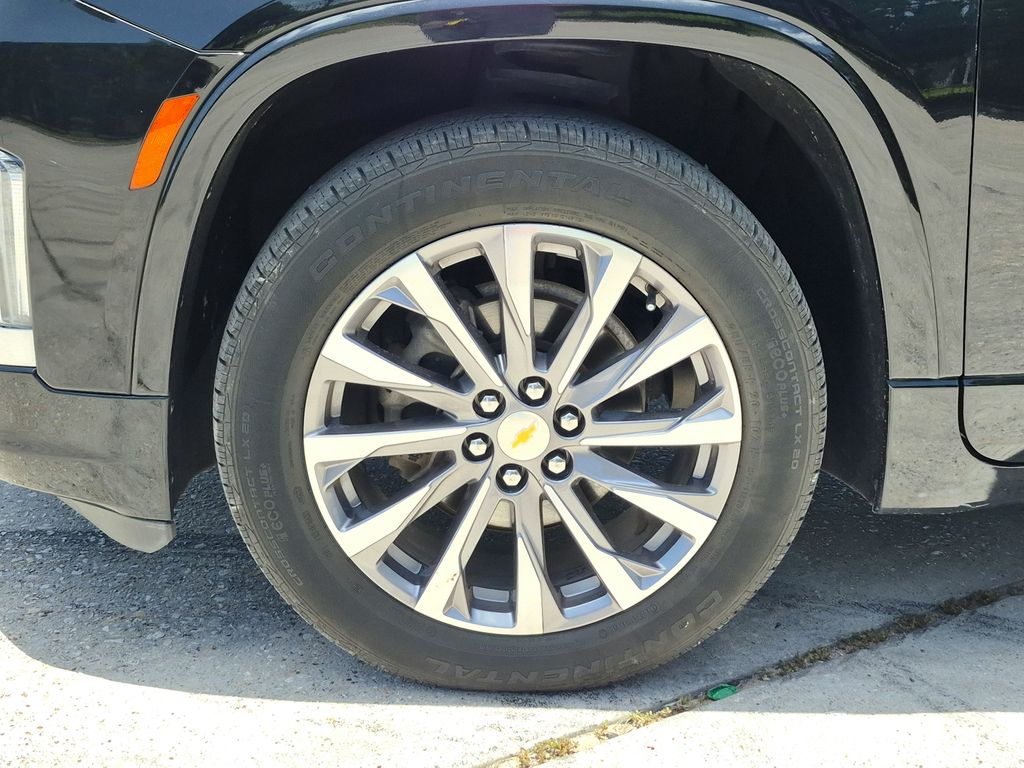 2023 Chevrolet Traverse Premier - 8