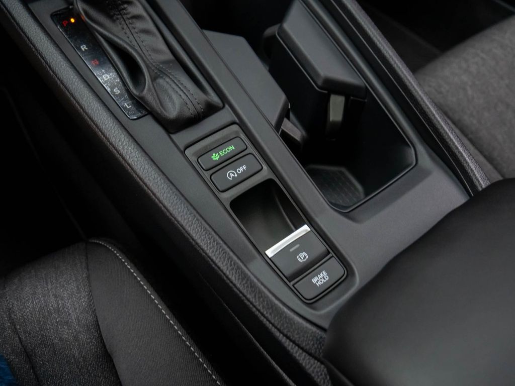2025 Honda Accord SE photo