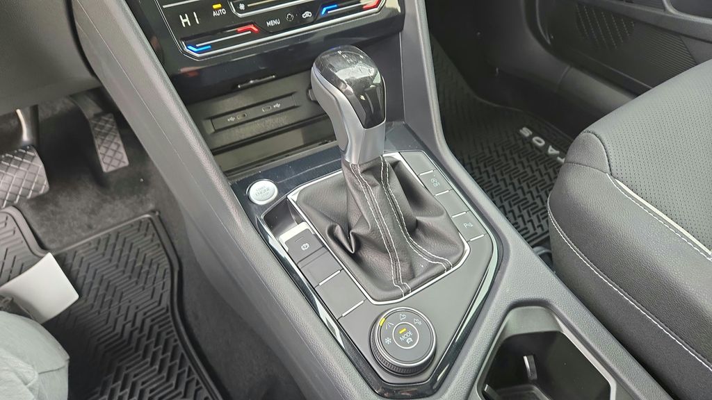 2026 Volkswagen Taos