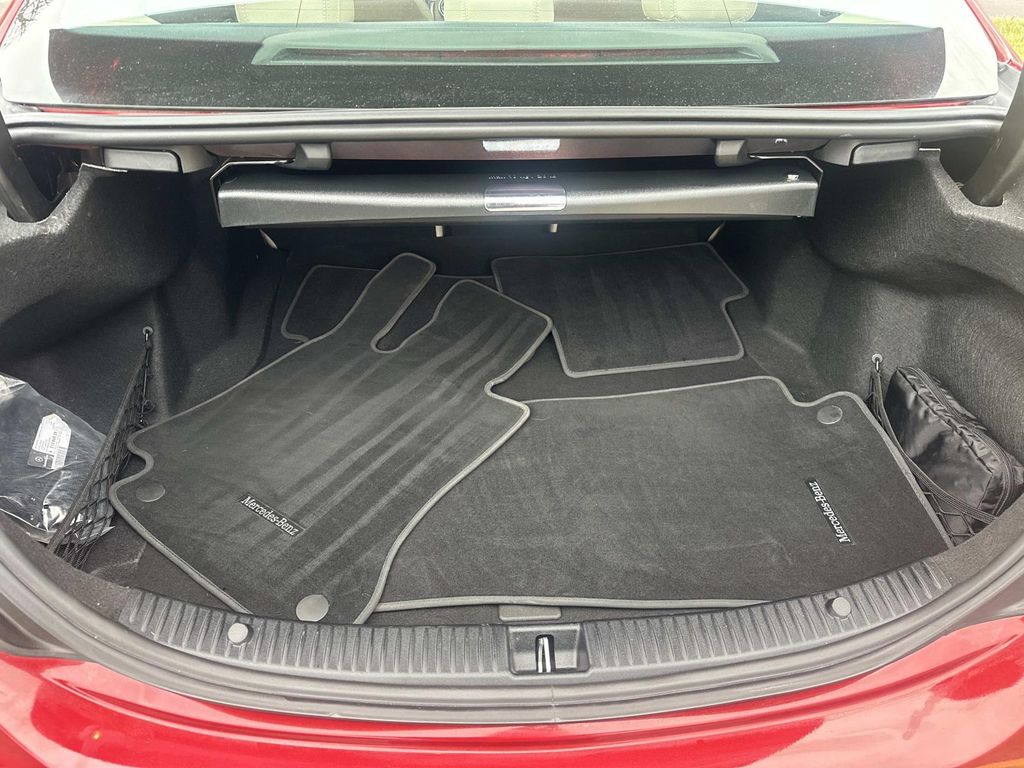 Thumbnail: 2020 Mercedes-Benz C-Class - 24