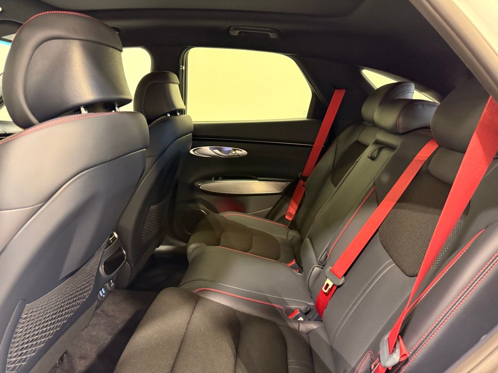 Thumbnail: 2025 Genesis GV70 - 20