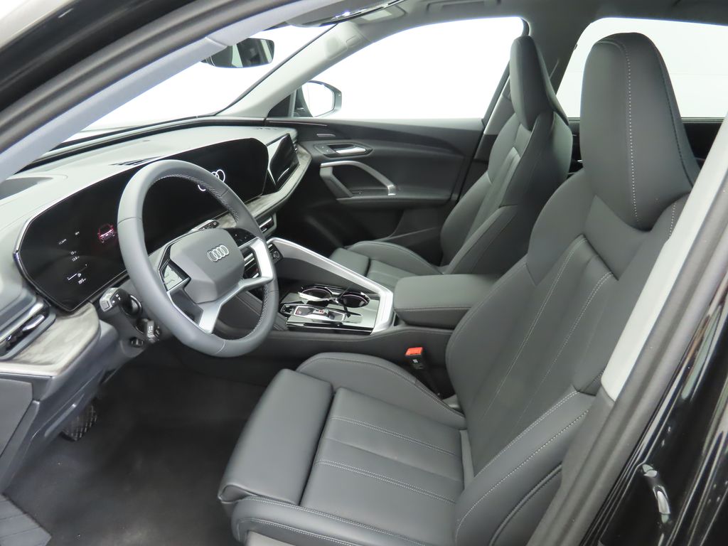 Thumbnail: 2025 Audi Q5 - 21