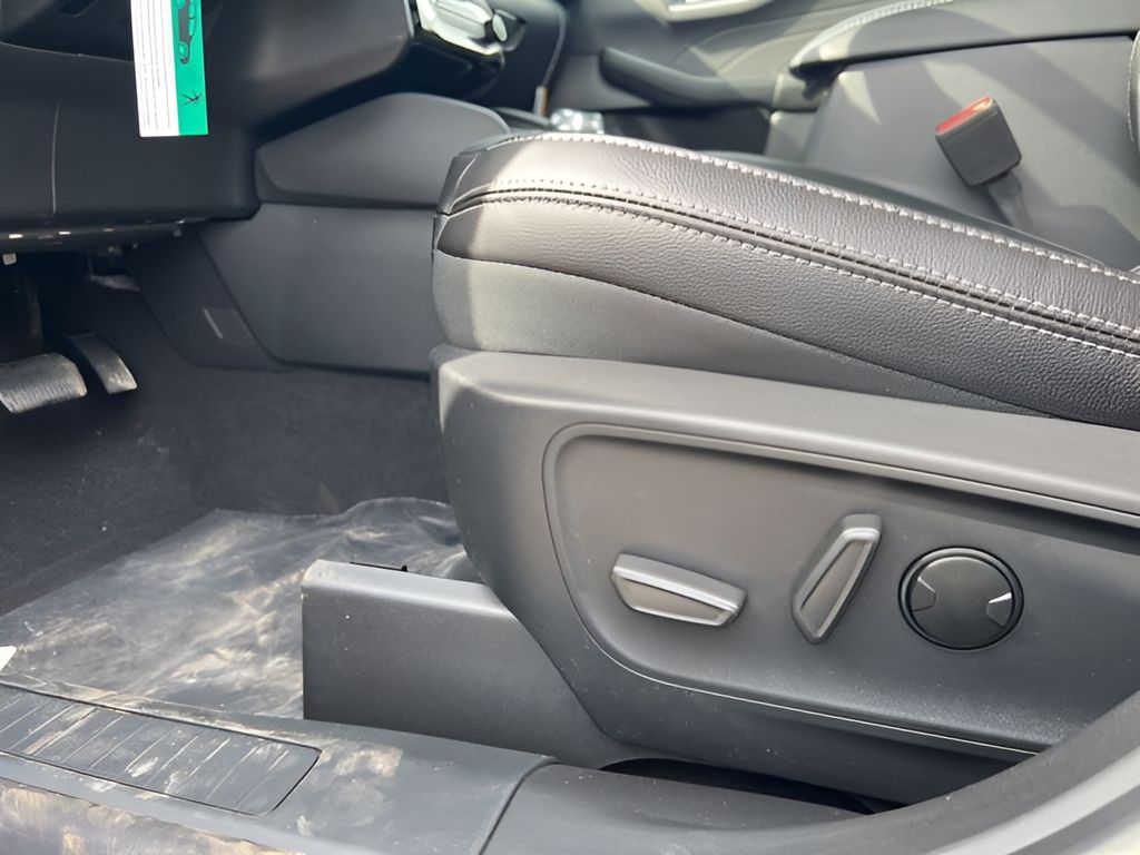 2026 Ford Escape Hybrid