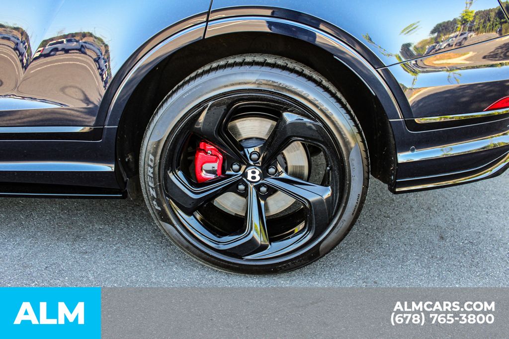 Used 2024 Blue Bentley S image 15