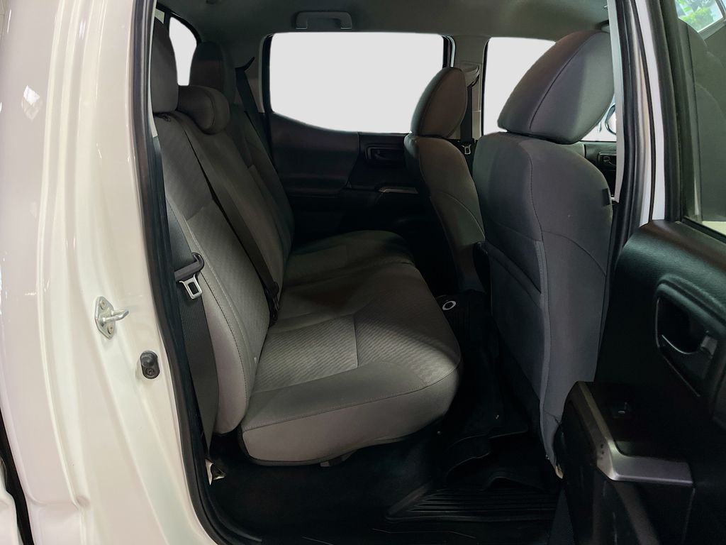 Used 2022 White Toyota SR5 image 24