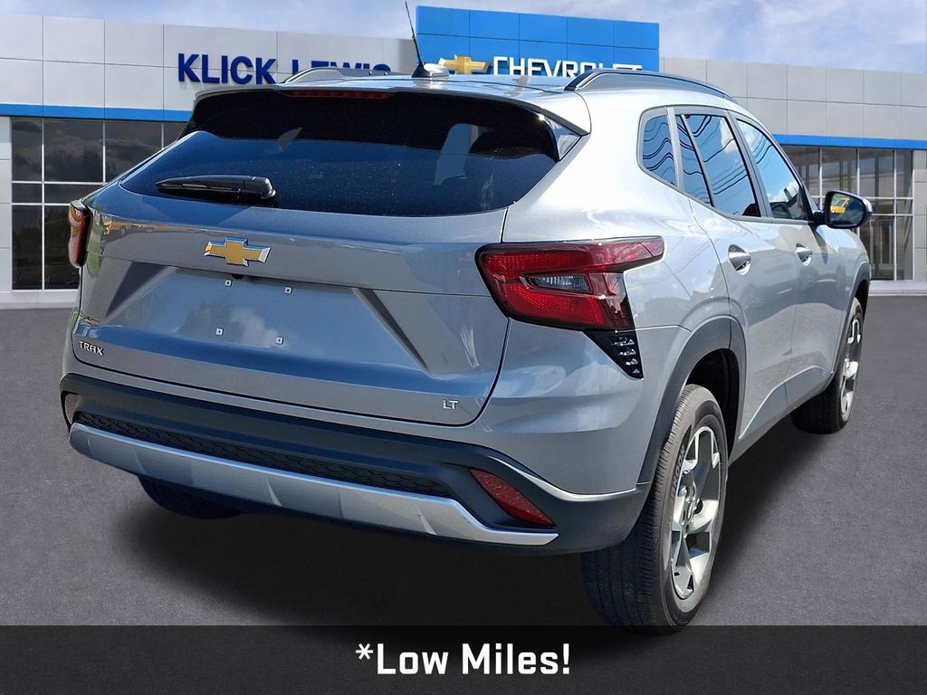 2025 Chevrolet Trax LT Gray at South Hills Kia
