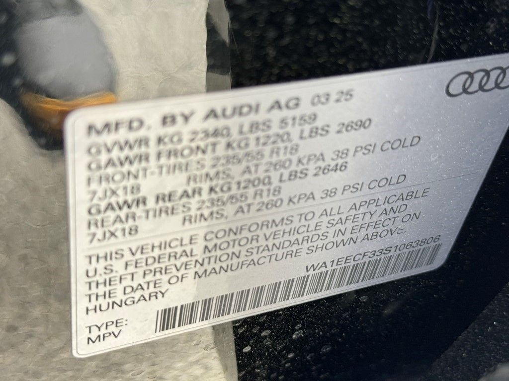 2025 Audi Q3  30