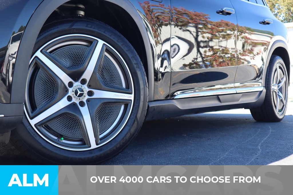 Used 2023 Black Mercedes-Benz 500 SUV image 3