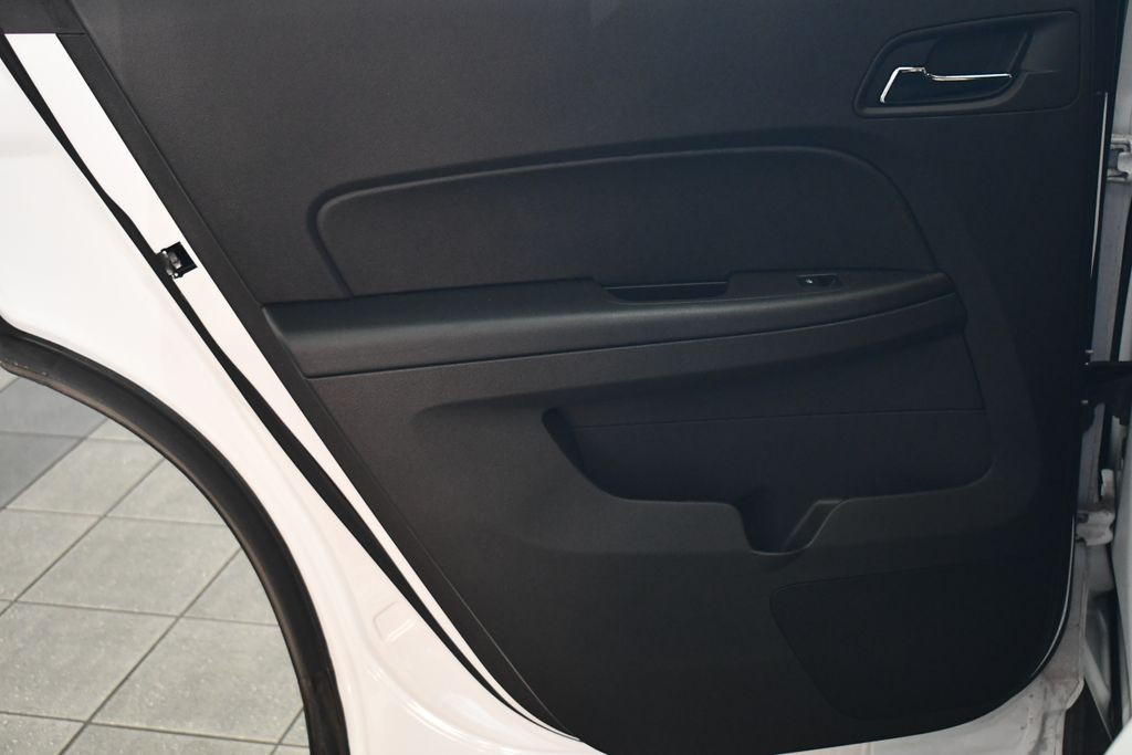 Thumbnail: 2013 Chevrolet Equinox - 25