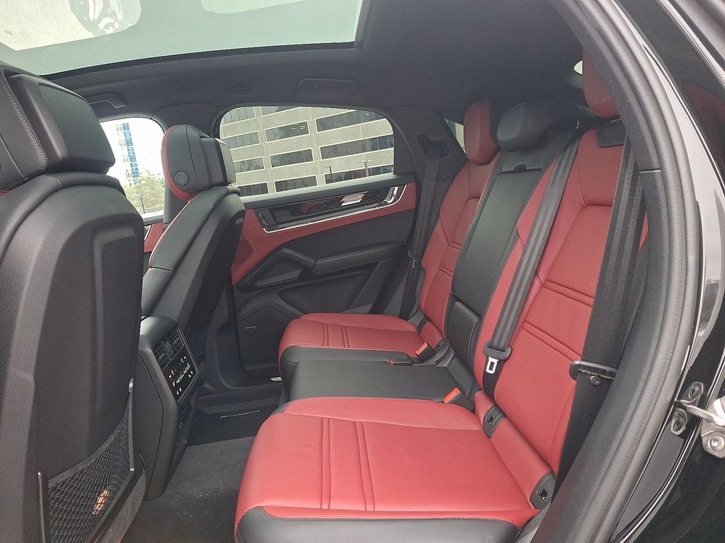 Thumbnail: 2025 Porsche  - 12