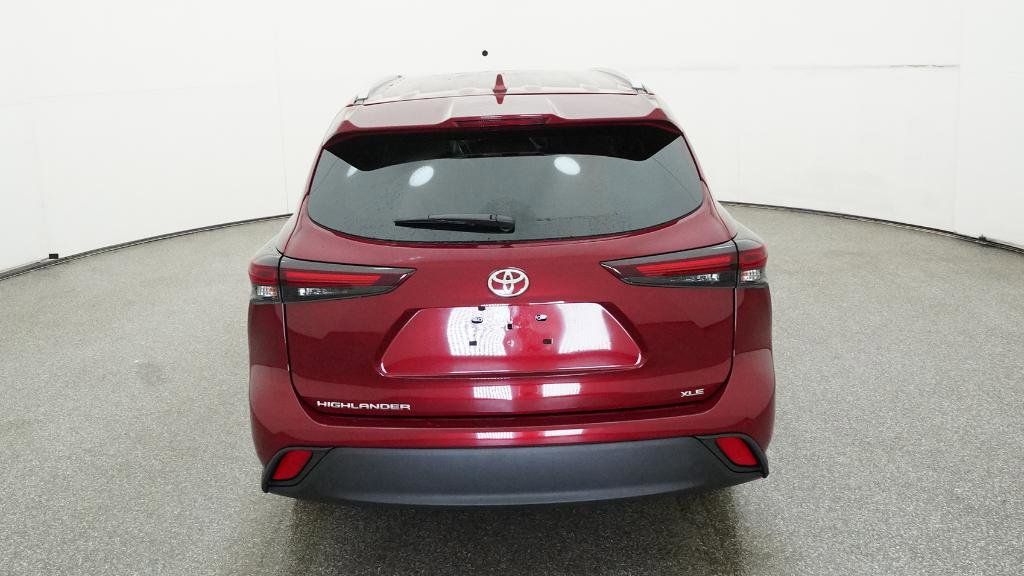 Thumbnail: 2025 Toyota Highlander - 22
