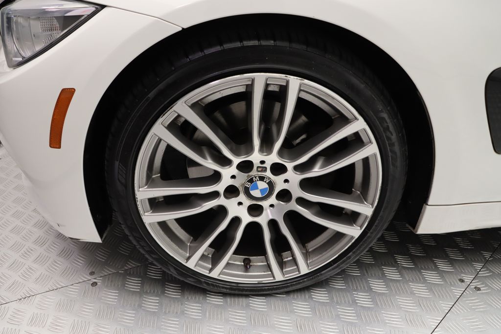 Thumbnail: 2015 BMW 4 Series - 4