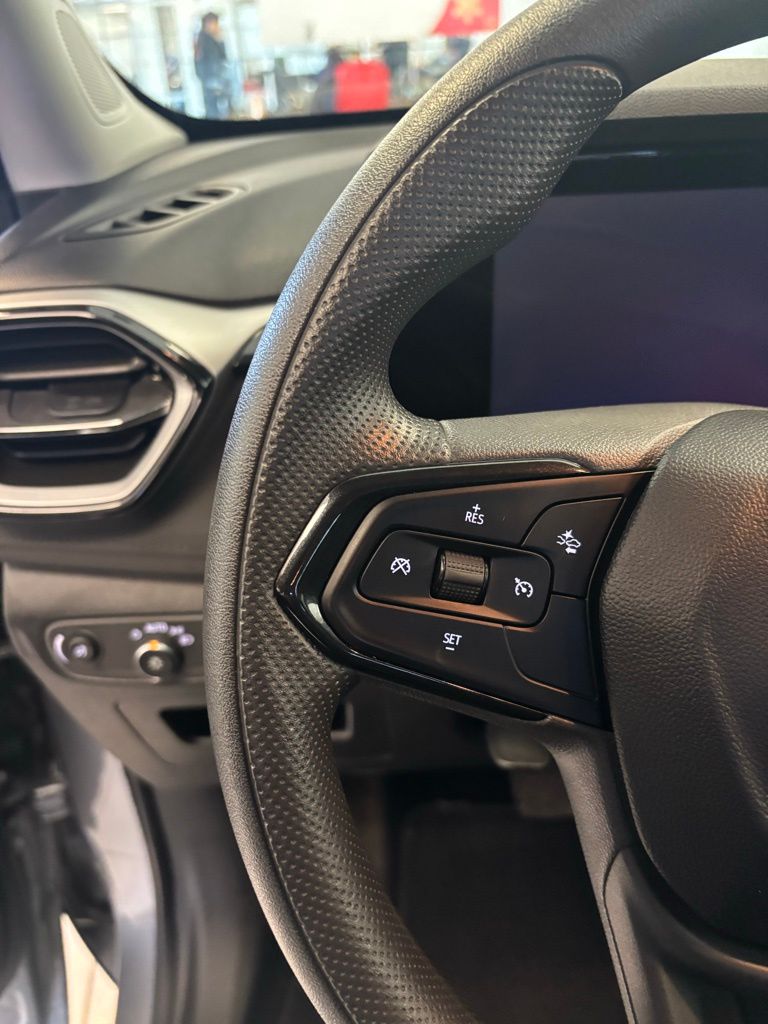 Used 2025 Chevrolet TrailBlazer SUV