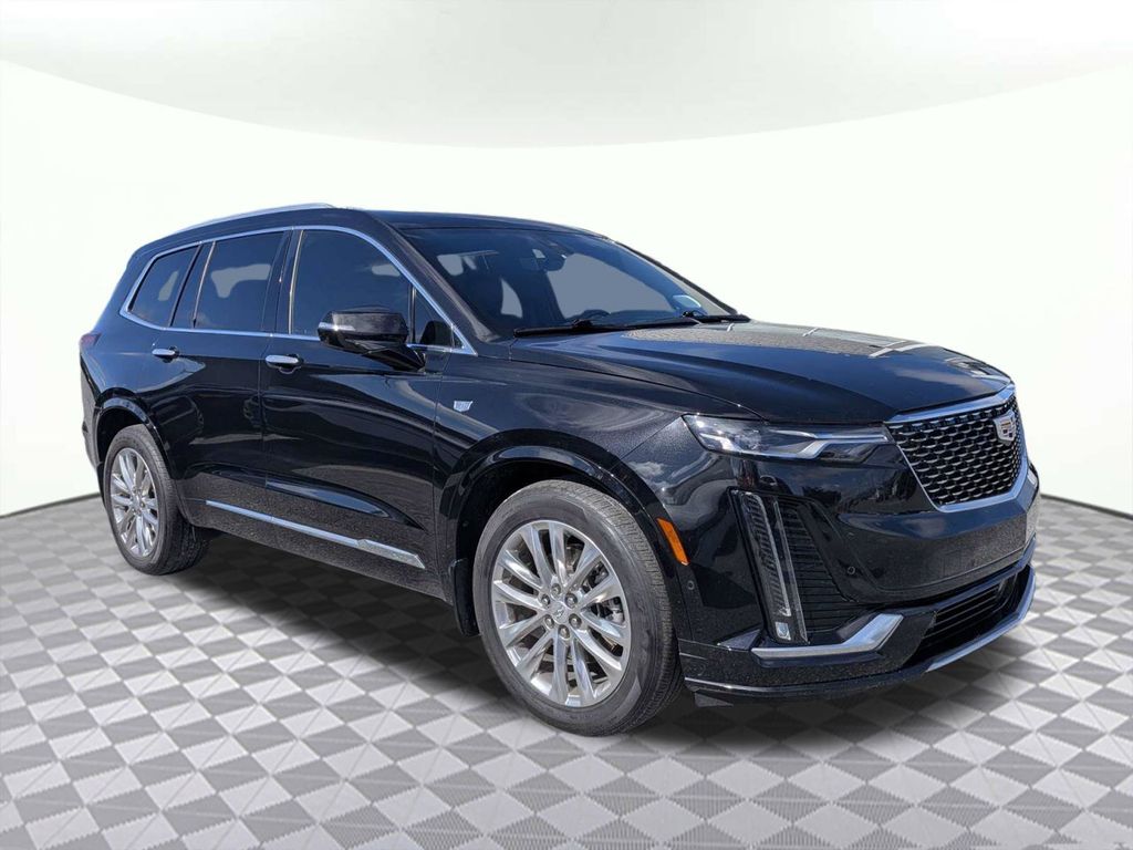 2021 Cadillac XT6 Premium Luxury FWD