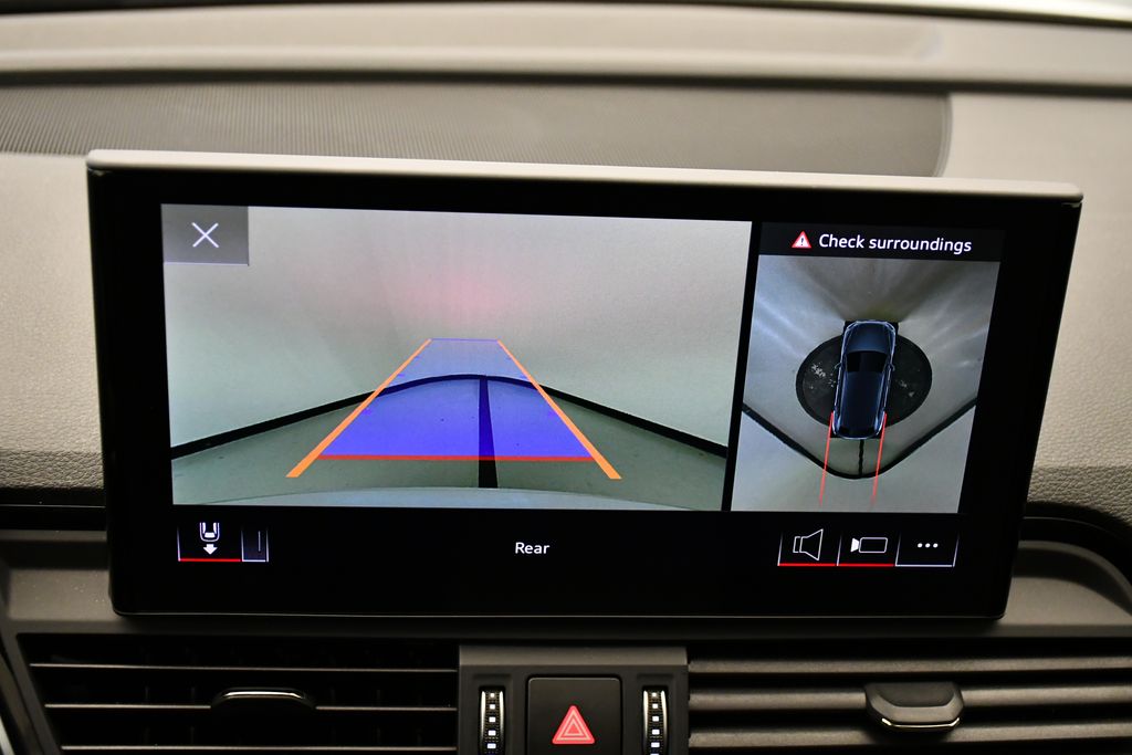 Thumbnail: 2024 Audi Q5 - 26