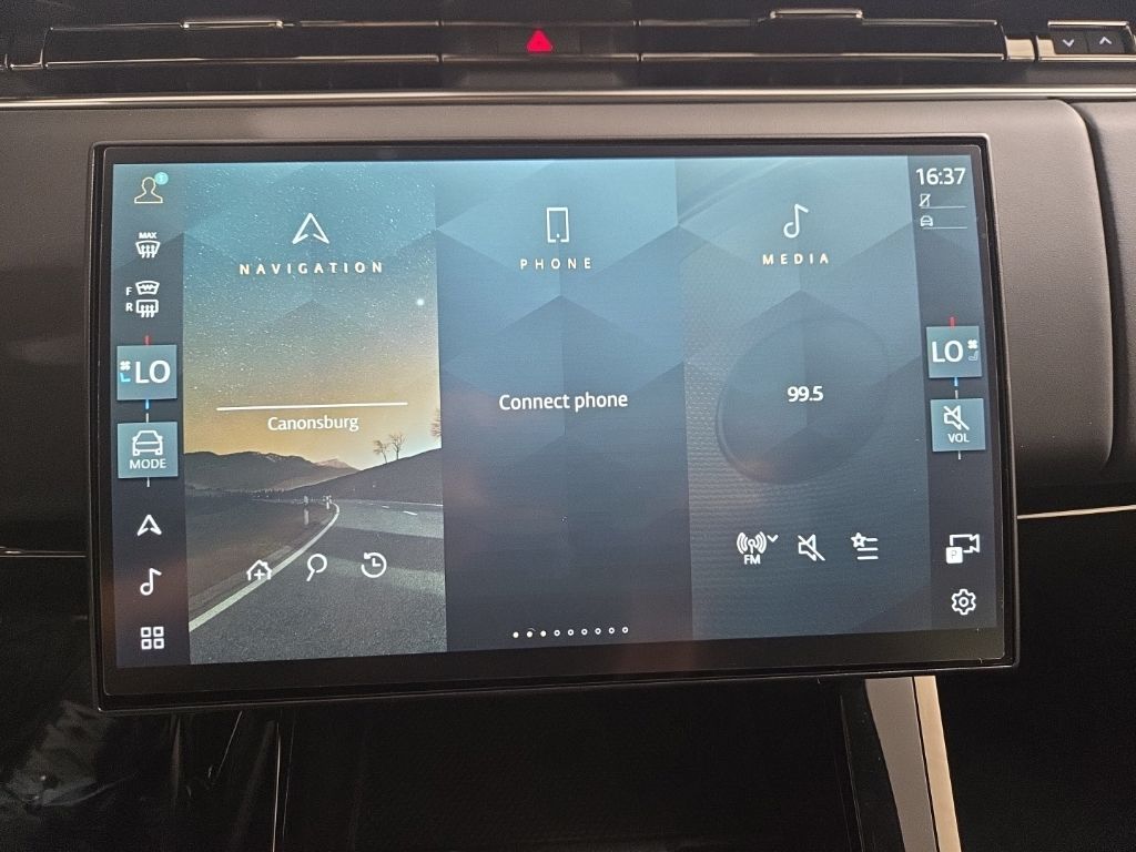 New 2026 Silver Land Rover Dynamic SE image 14