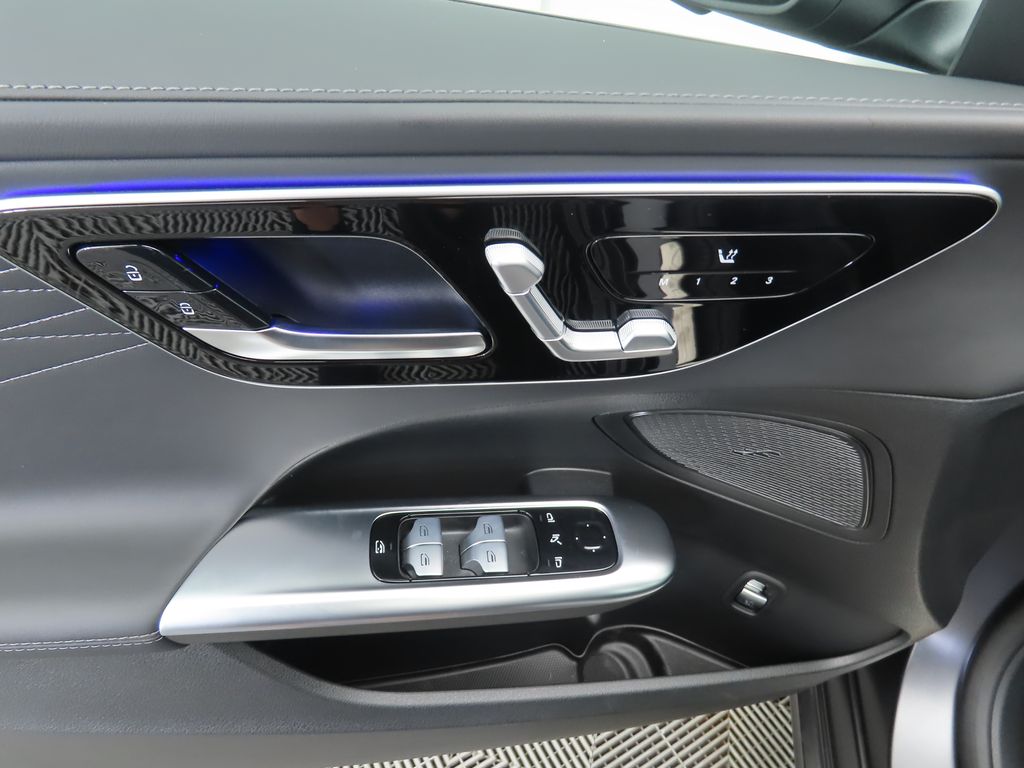 Thumbnail: 2025 Mercedes-Benz C-Class - 23