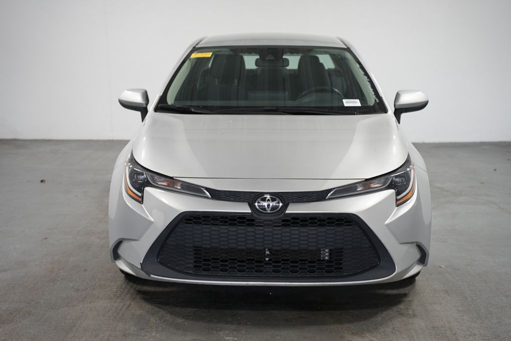 2022 Toyota Corolla LE 2