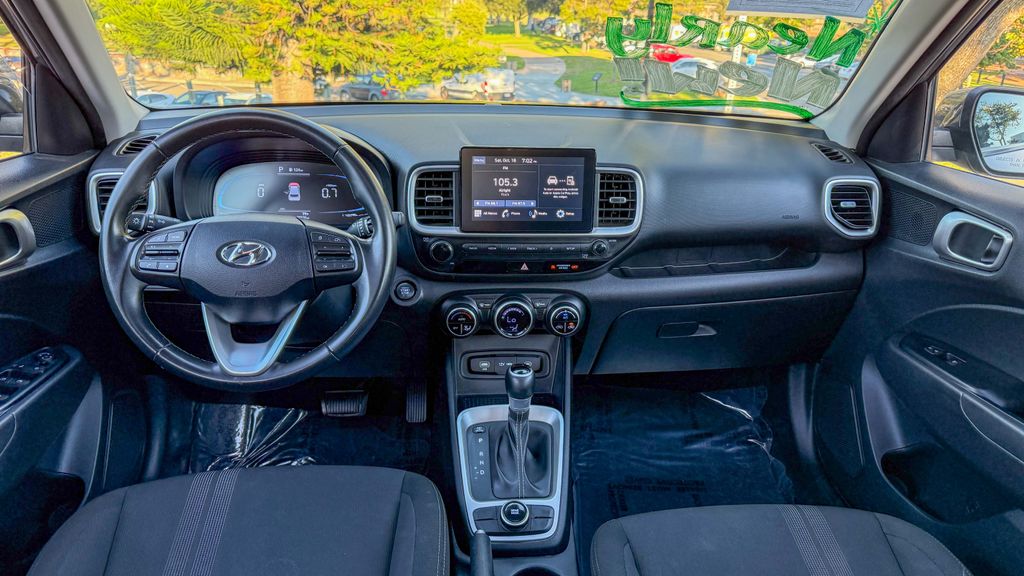 Used 2024 Hyundai Venue SEL 4D Sport Utility