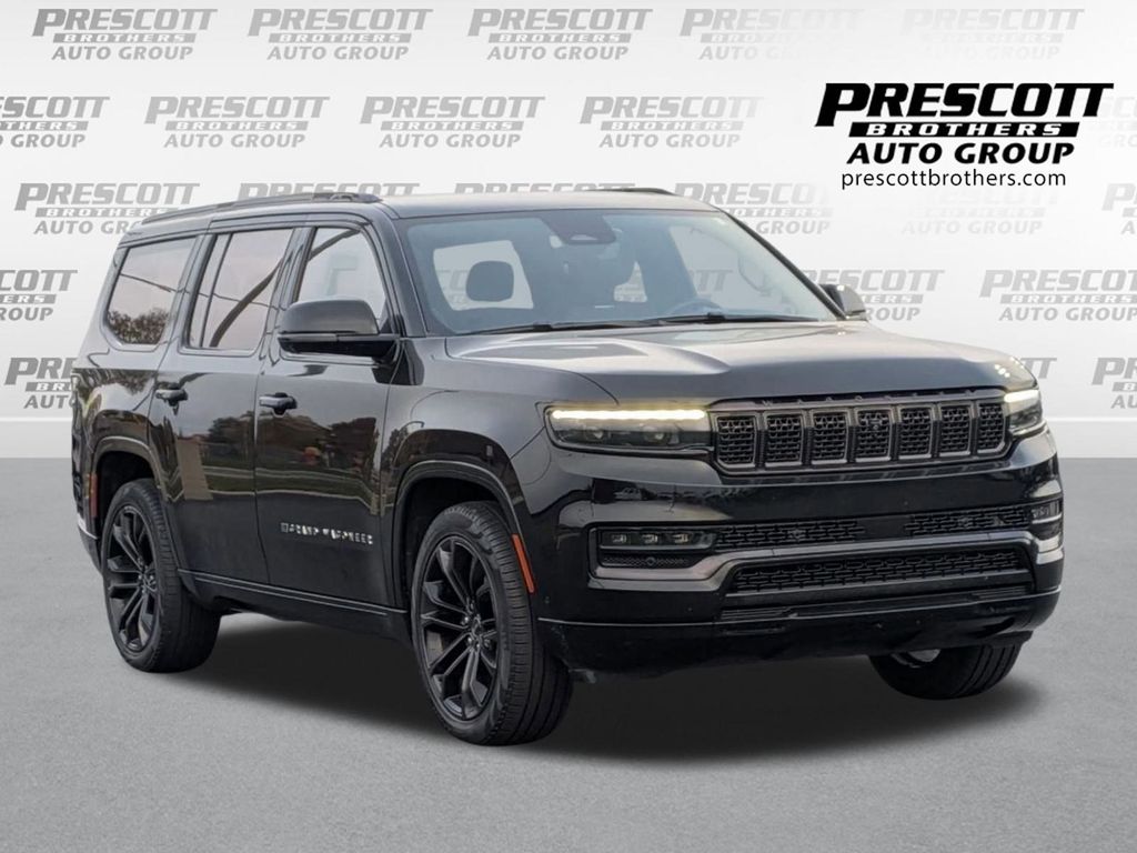 Diamond Black Crystal Pearlcoat 2024 Jeep Grand Wagoneer Series III 4WD SUV / Crossover Four-Wheel Drive 8-Speed Automatic