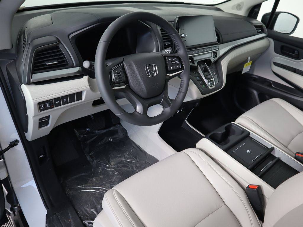 Thumbnail: 2026 Honda Odyssey - 9