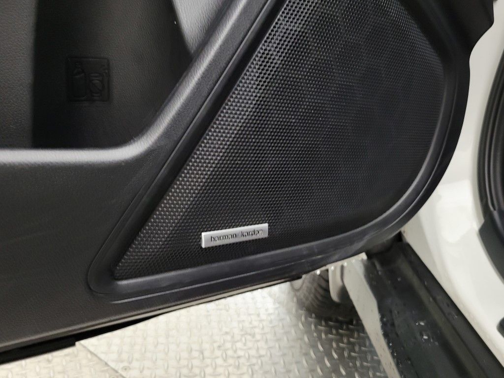 Thumbnail: 2025 Subaru Outback - 32