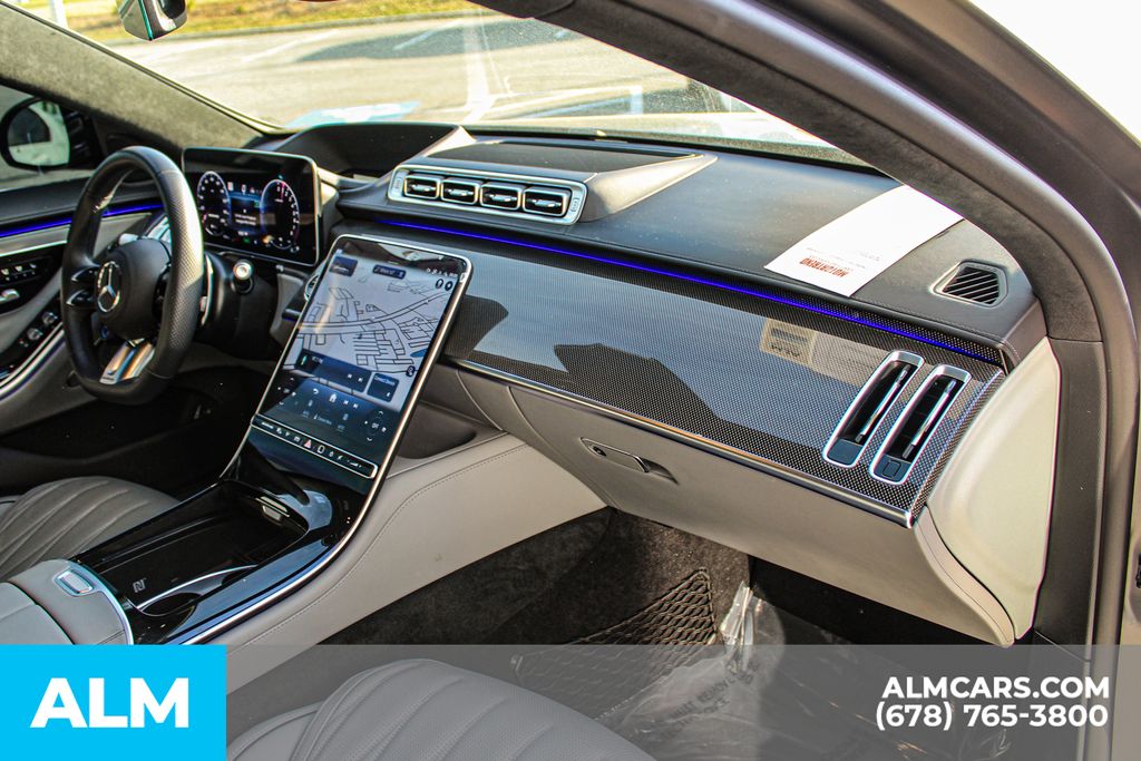 Used 2025 Gray Mercedes-Benz S 63 E AMG® image 19
