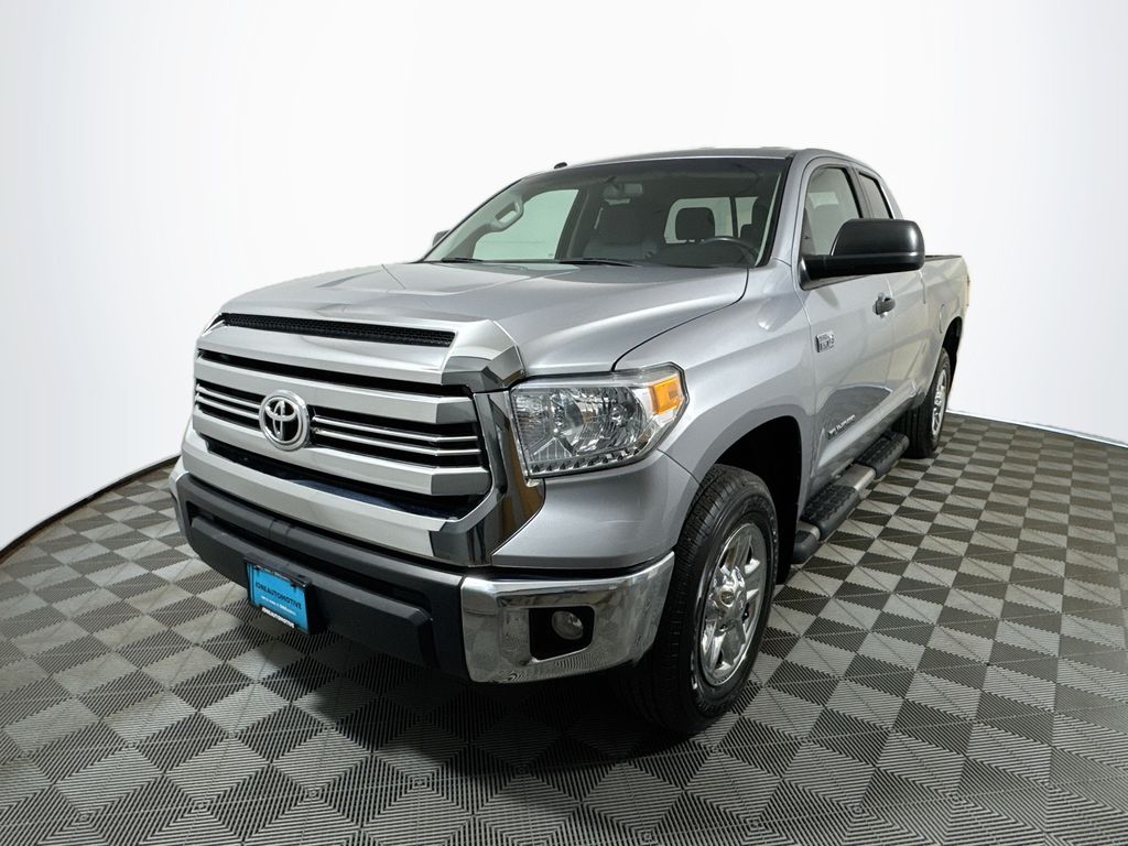 2017 Toyota Tundra SR5 Double Cab 5.7L 4WD