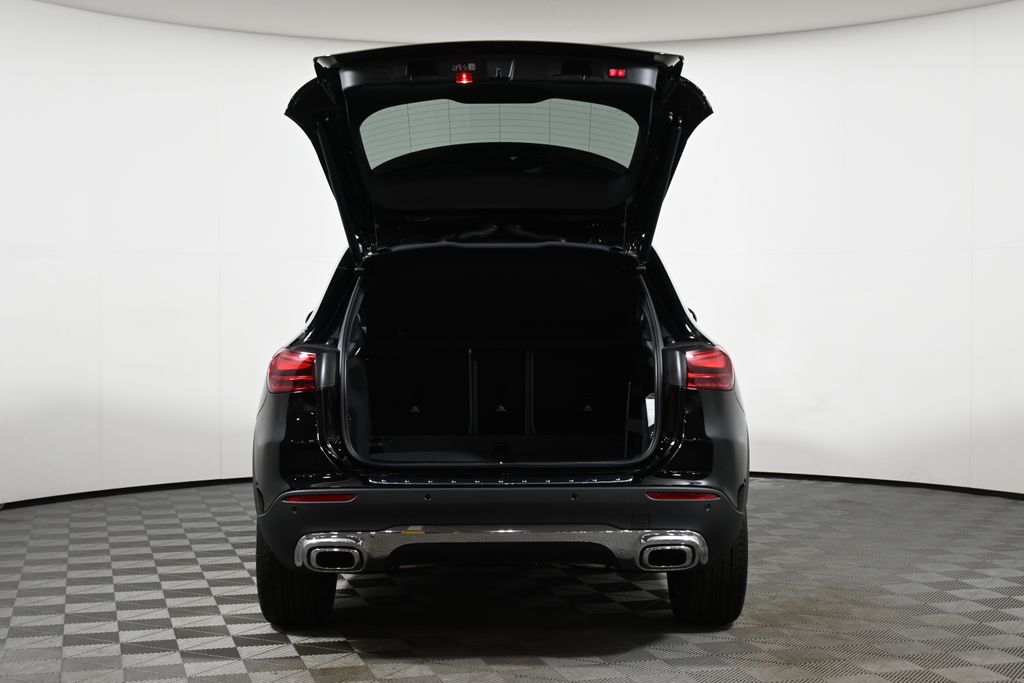 Thumbnail: 2026 Mercedes-Benz GLA - 28